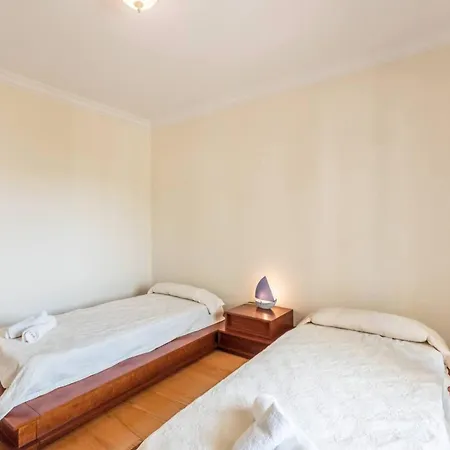 בית נופש Private 3bedroom With Terrace - *