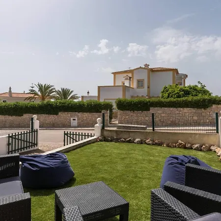 Private 3bedroom With Terrace - פראגודו