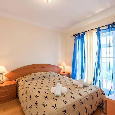 Private 3bedroom With Terrace - 페하구도